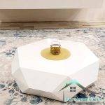 میز جلومبلی شش ضلعی سفید