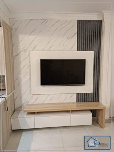 85 225x300 - اجرای تی وی وال با میز دو تکه